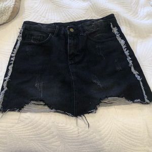 Sadie &Sage black denim skirt